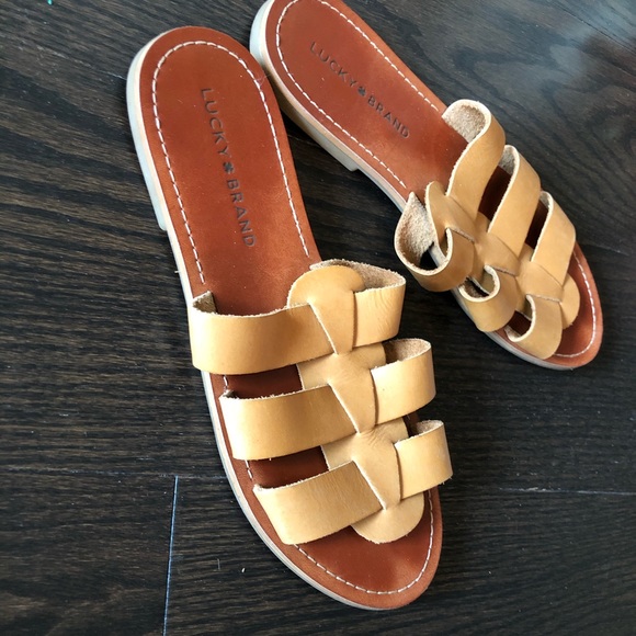 Lucky Brand 100% Leather Slides/Sandals - Picture 4 of 5